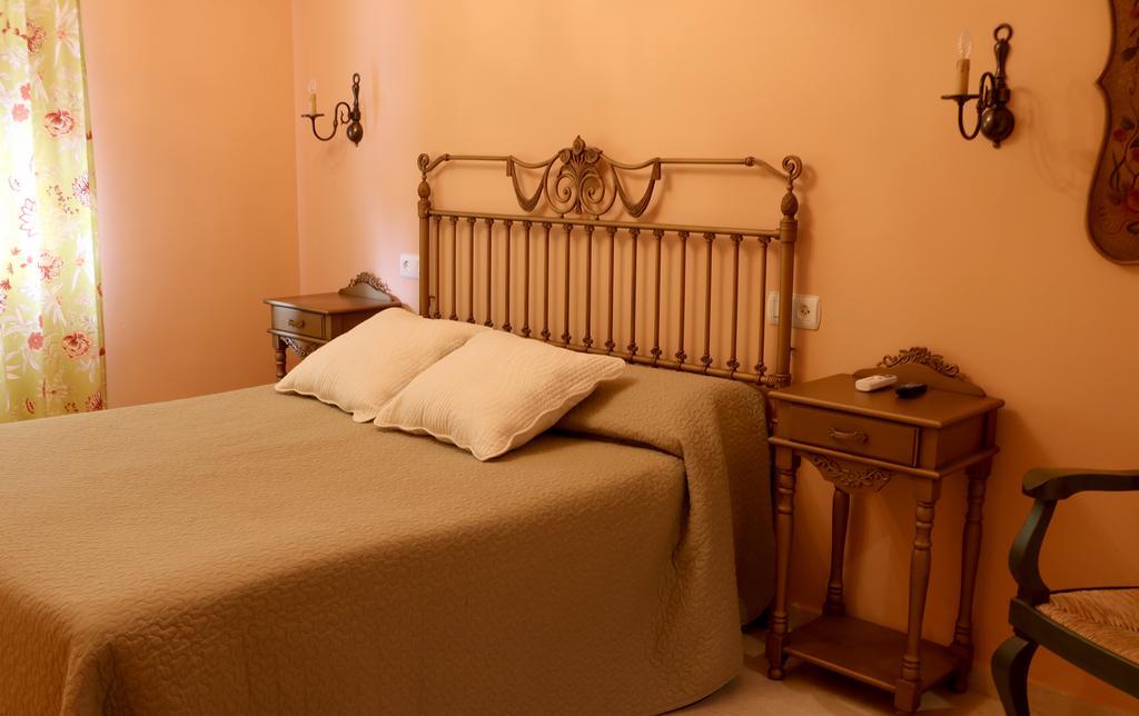 Hostal Emilia Trujillo Extérieur photo
