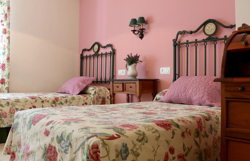 Hostal Emilia Trujillo Extérieur photo